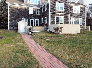 12 Statue Way APT 1, Portsmouth, RI 02871