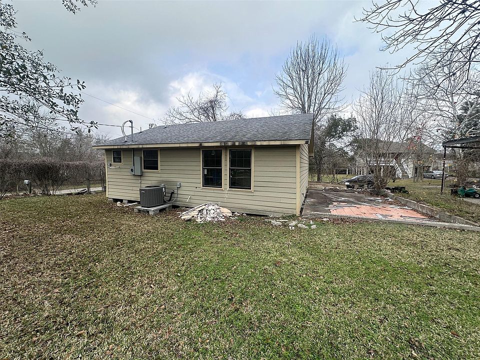 1st image of 800 Mayo St