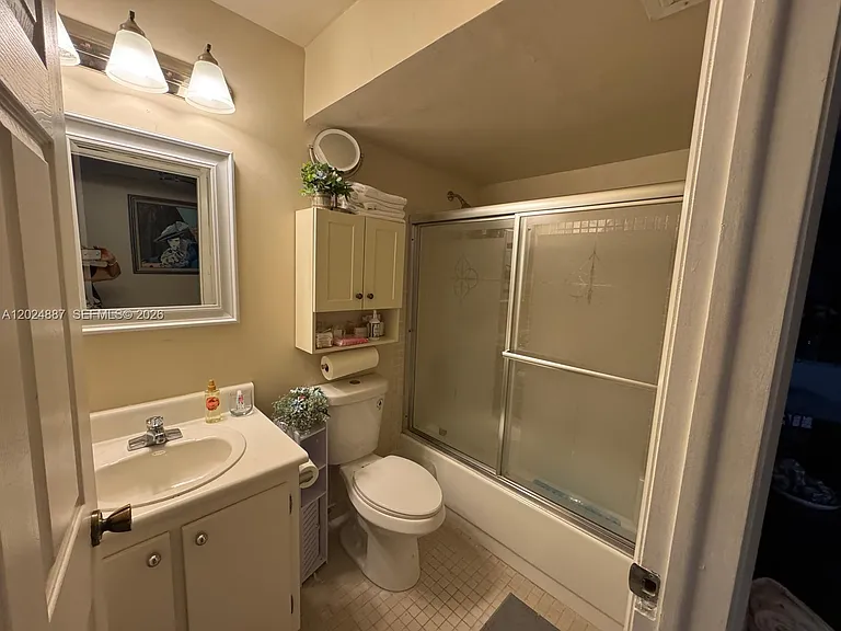 10425 E Clairmont Cir #107 — Photo 9