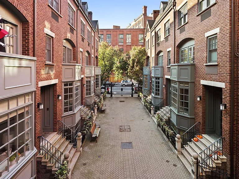 687 Greenwich St #1 — Photo 17