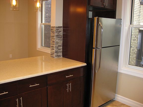 5th image of 3240 33rd St APT 2F