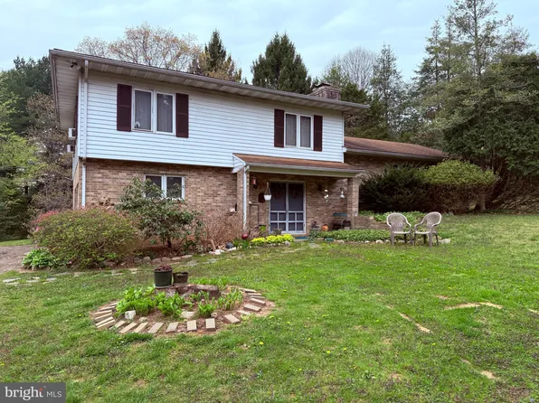 4050 Grande View Dr, Pylesville, MD 21132