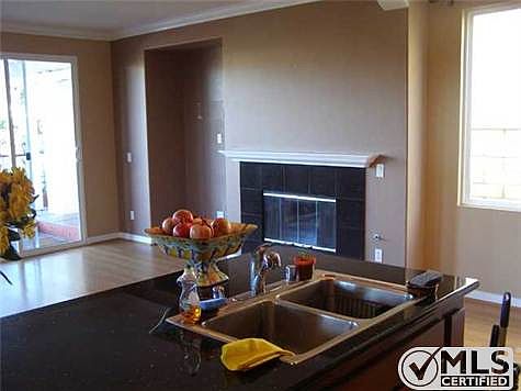 4th image of 5260 Quarterdeck Ln