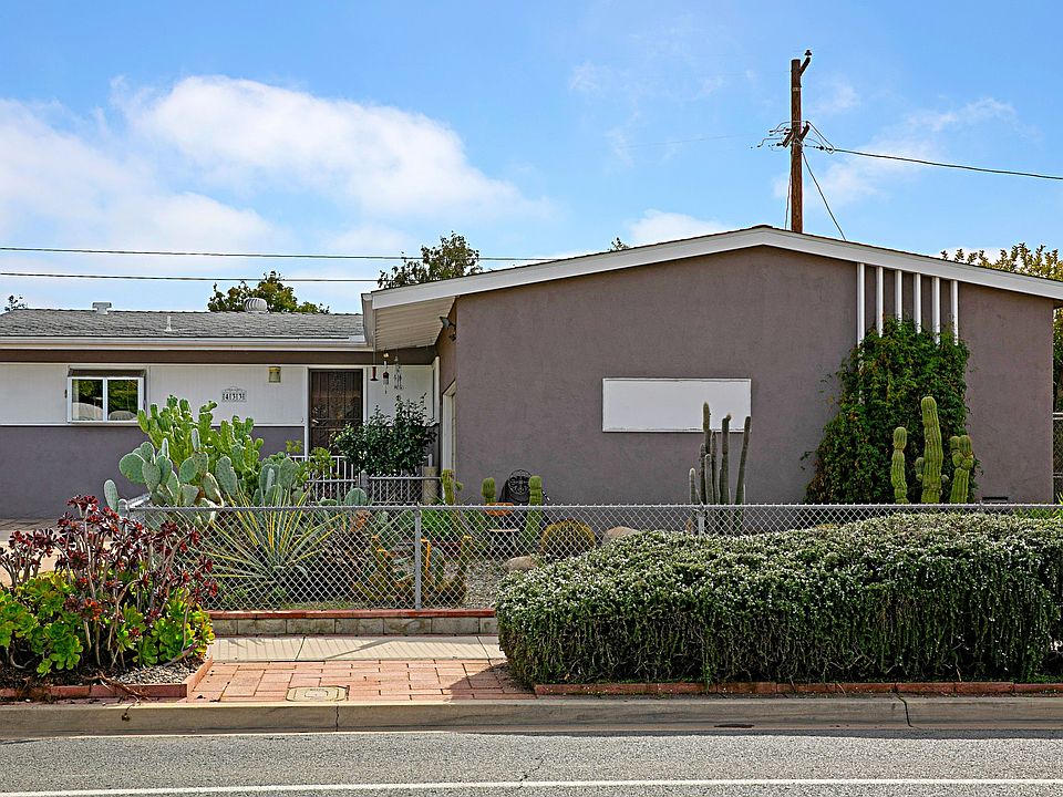 1st image of 433 Sandalwood Dr