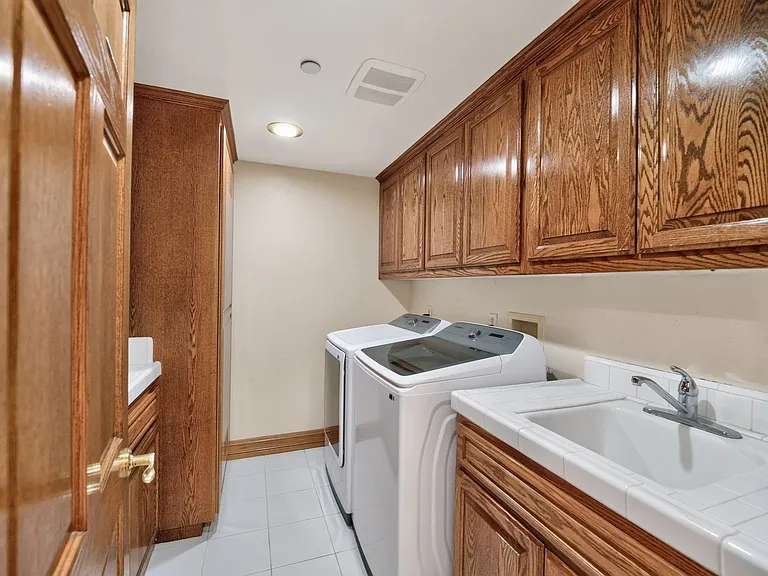 482 W Palm Dr — Photo 18