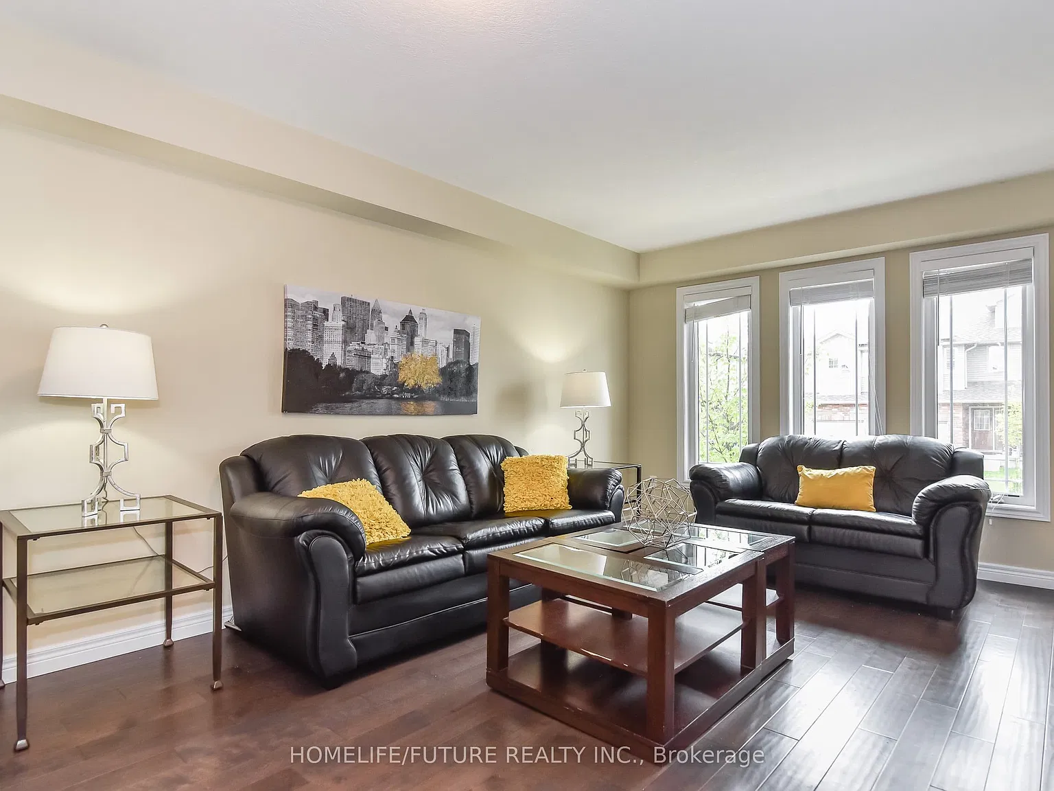3 bed, $2,800 — Photo 2