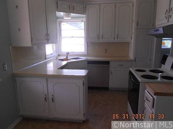 4th image of 771 Parkview Ave