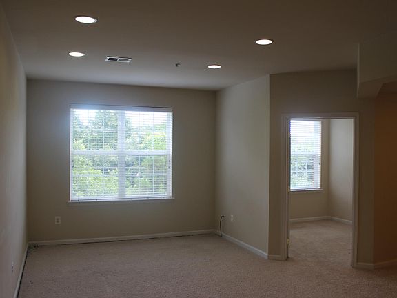 2nd image of 4425B Beechstone Ln