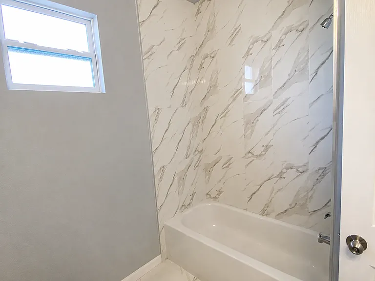 3401 N Avenida Republica De Cuba — Photo 15