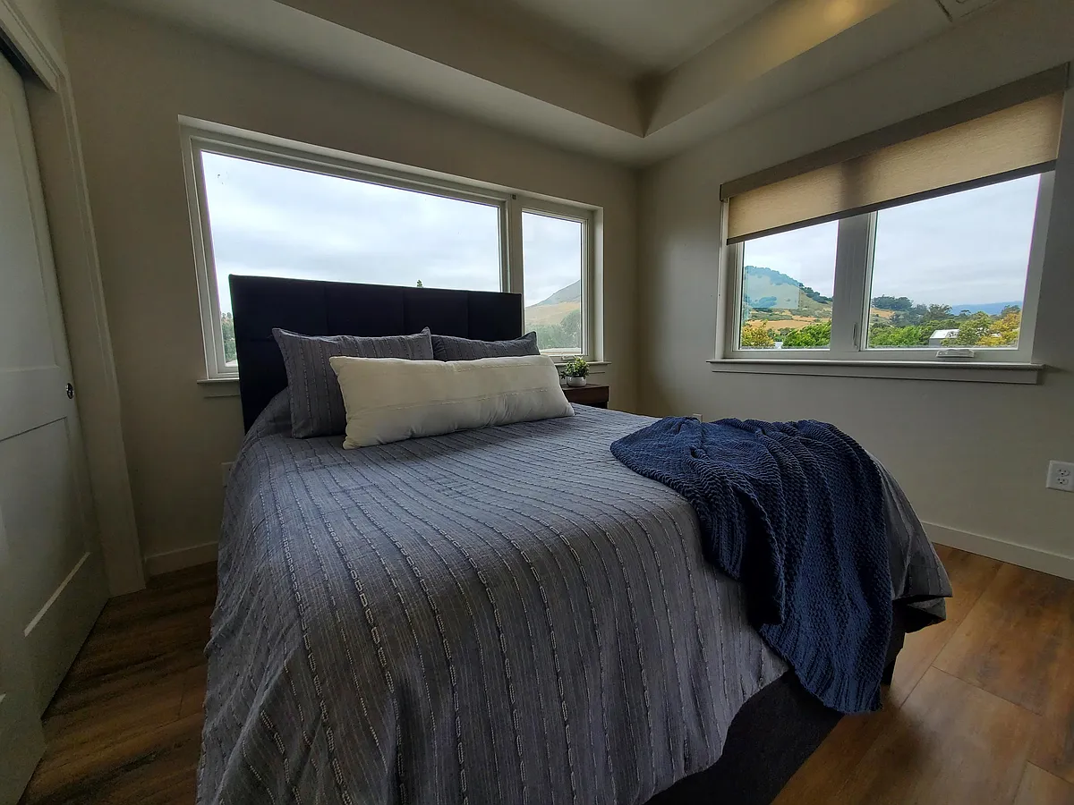 Building Photo - 207 Higuera St