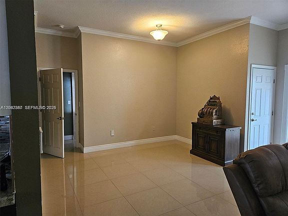 5th image of 2635 SE 4th Pl