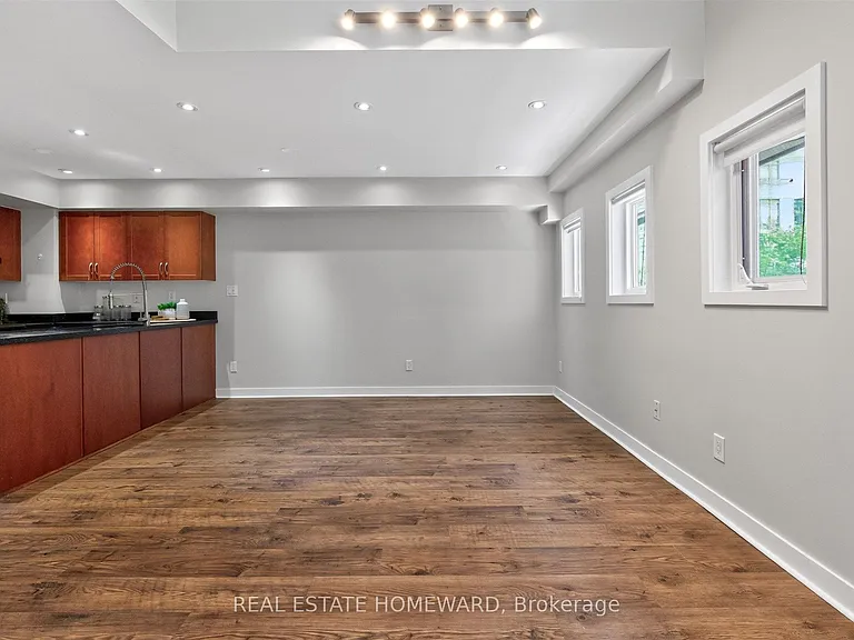 21 Earl St #115 — Photo 10