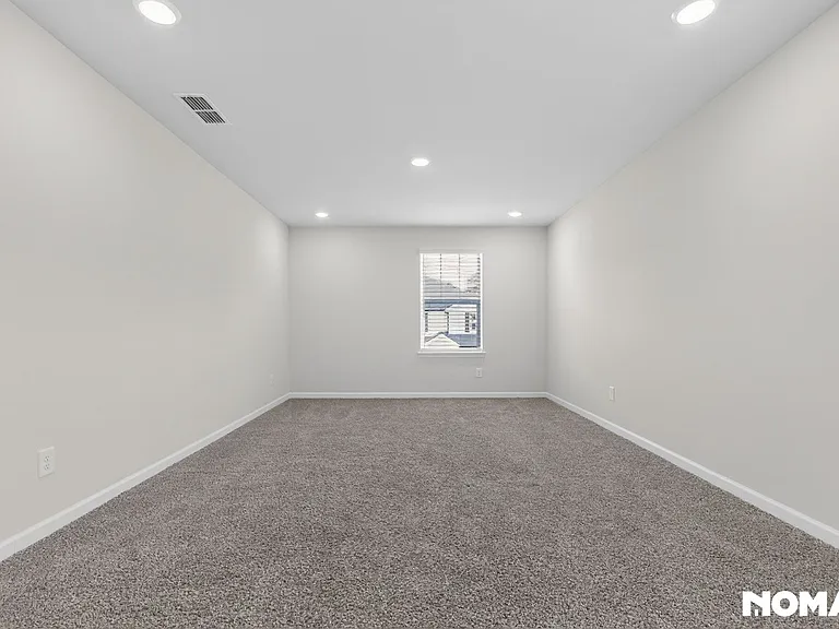 6039 Hickory Creek Ct — Photo 16