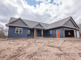 1079 E Lake Ridge Rd, Wautoma, WI 54982