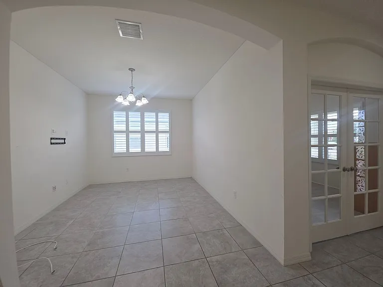 17545 Buckingham Garden Dr — Photo 8