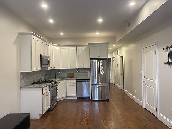 Open Kitchen