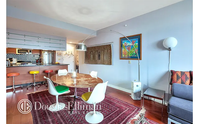 Rented by Douglas Elliman | media 23