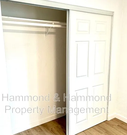 5854 Tujunga Ave #2 — Photo 17