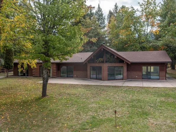 444 Forest Grove Ln, Newport, WA 99156