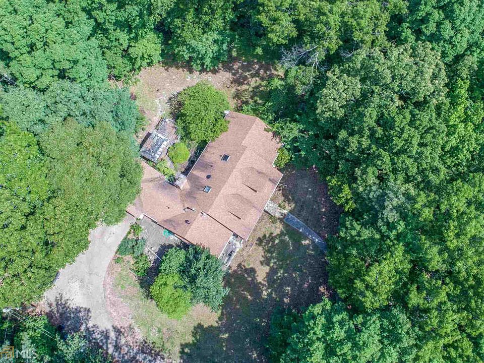 2nd image of 9365 Floyd Rd