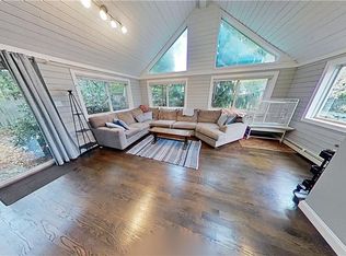 44 Irma Ave, Warwick, RI 02889