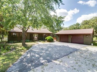 12915 Cheyenne Ln, Plainview, IL 62685