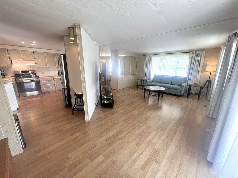 4266 Bobwhite Dr — Photo 14
