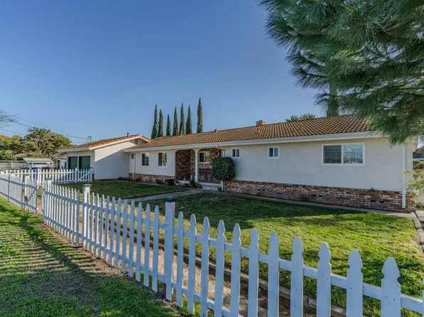 743 Richland Ave, Modesto, CA 95351