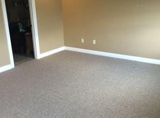 233 Lakeview Manor Dr, Springfield, KY 40069