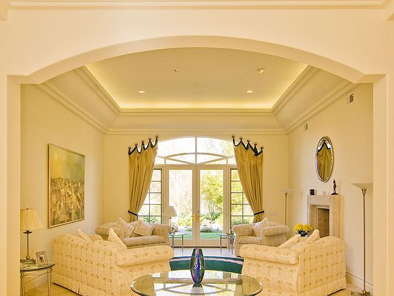 2nd image of 16368 Avenida De Los Olivos