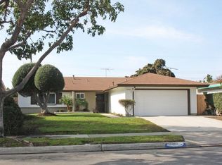 19891 Carmania Ln, Huntington Beach, CA 92646