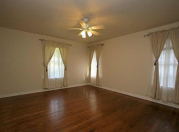5th image of 9818 Bluff Dale Dr
