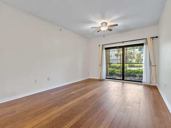 3020 ALCAZAR Place #106, Palm Beach Gardens, FL 33410