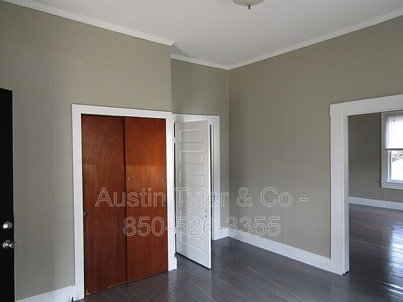 4th image of 4170 Baltzell St