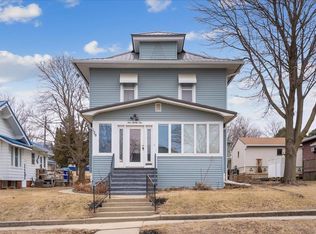 129 6th Ave SE, Oelwein, IA 50662
