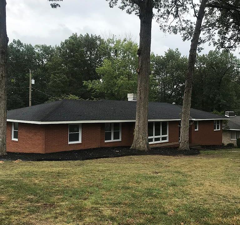 1st image of 804 Homewood Dr