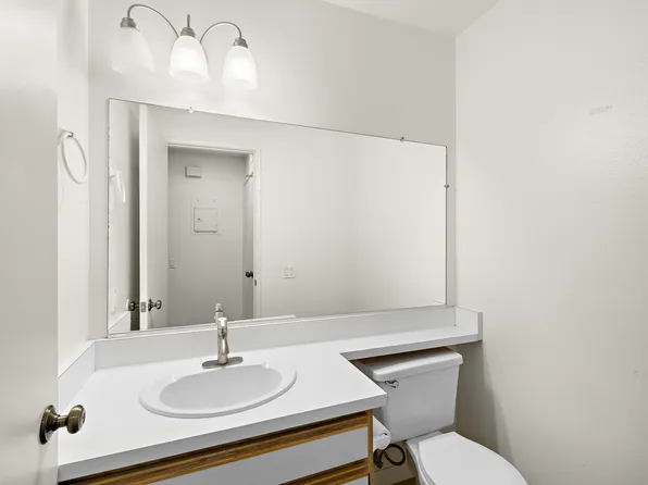 106 Remington, Irvine, CA 92620