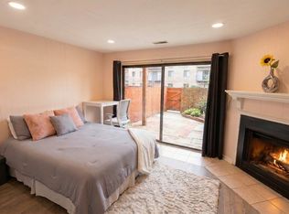971 S Taylor St, Arlington, VA 22204