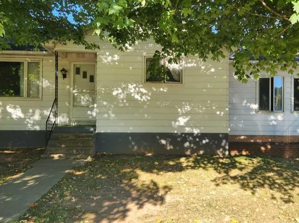 410 Juniata St, New Baltimore, PA 15553