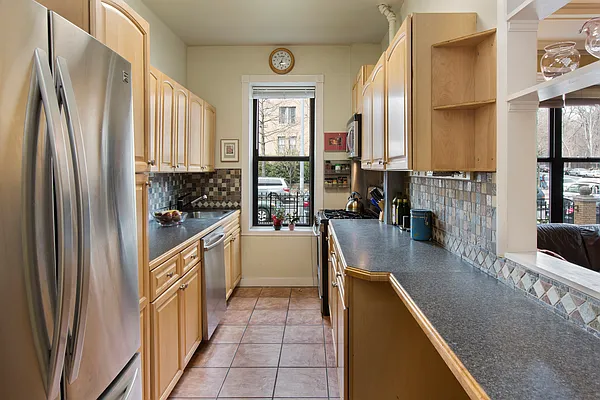 Sold by Brooklyn Real Inc | media 15