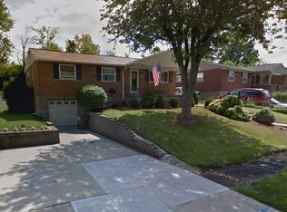 5162 Chantilly Dr, Cincinnati, OH 45238