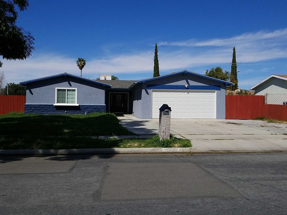 1st image of 41160 Dixon Dr