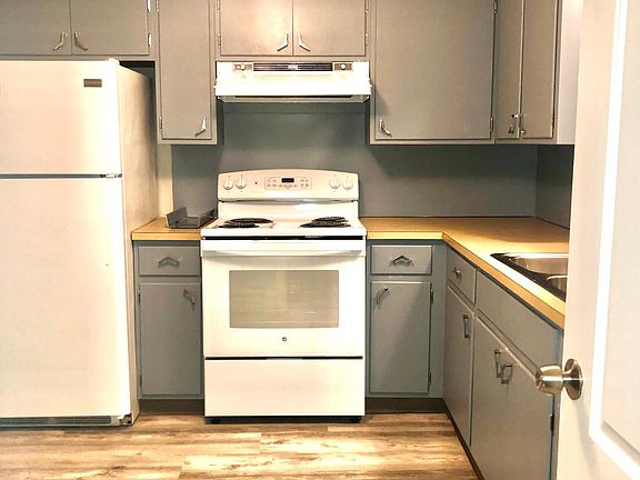 kitchen brand new appliances