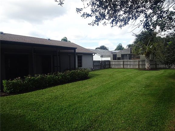3rd image of 6667 Easton Dr