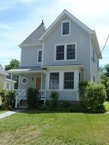 14 Lincoln St #A Photo 1