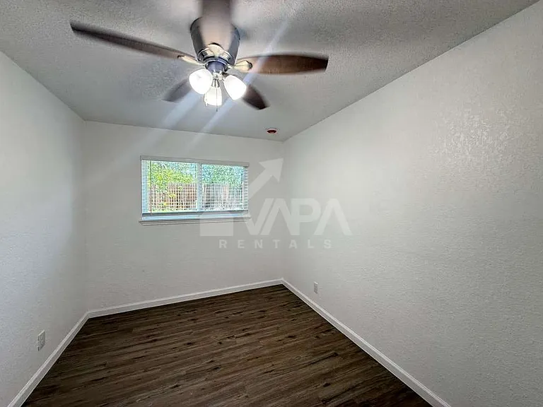 4002 Fire Sun — Photo 12