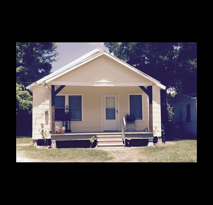 1st image of 612 N John M Hardy Dr