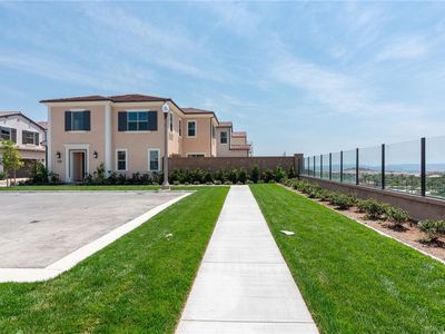 100 Eversedge, Irvine, CA, 92618