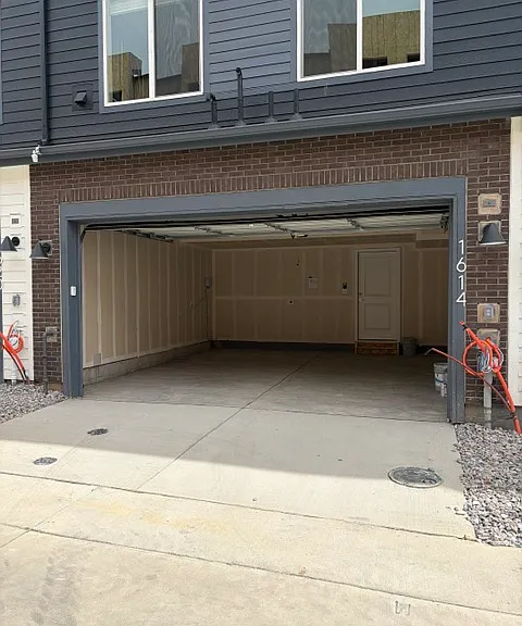 1626 Park Ln — Photo 32