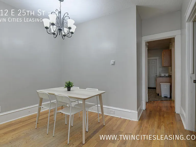 912 E 25th St #2 — Photo 32